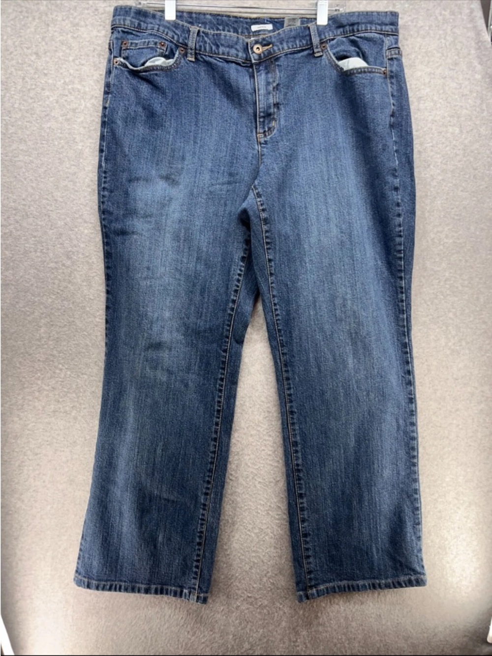 liz & co. Women's Straight Leg Jeans - Medium Blue